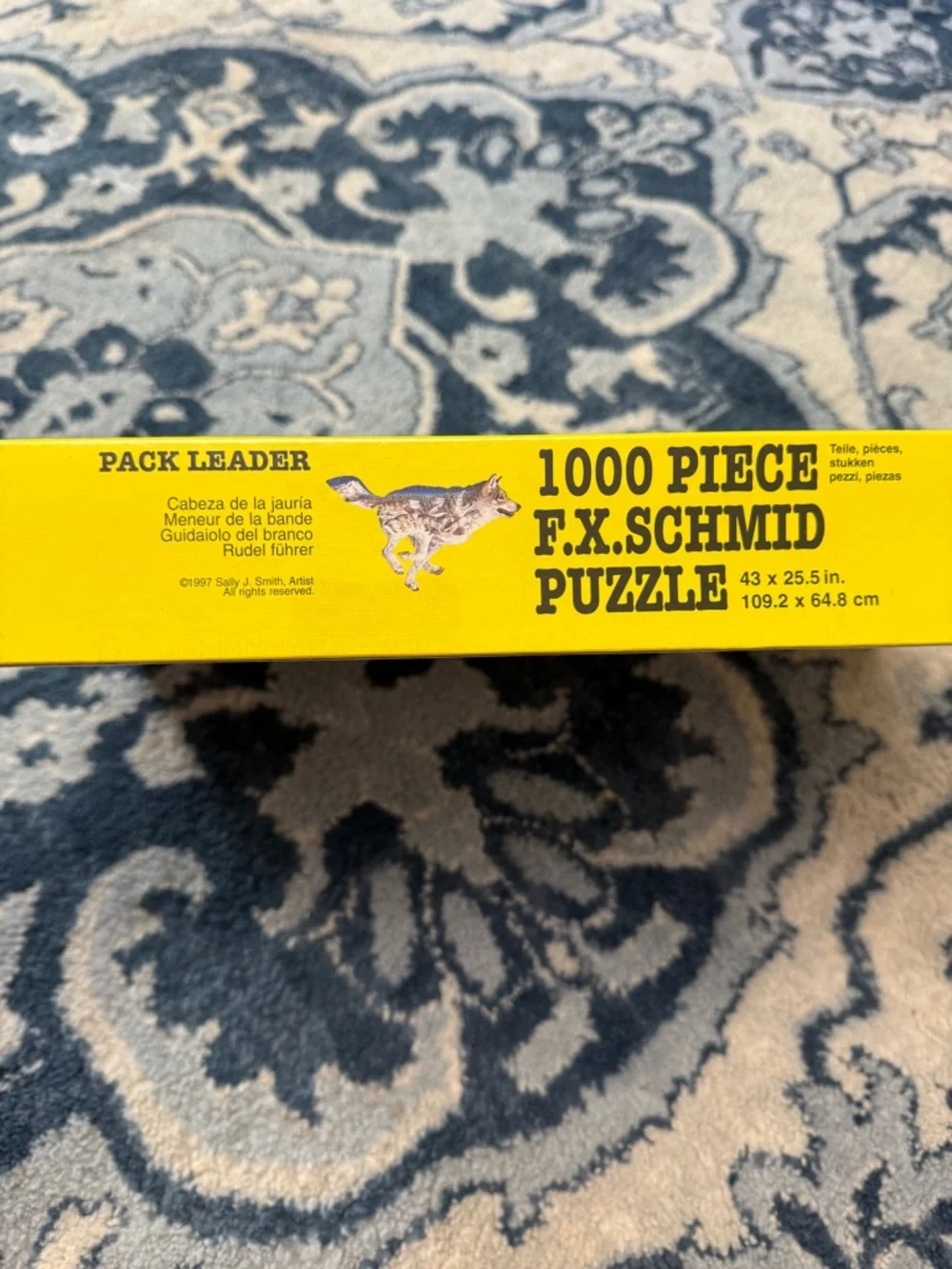 1997 FX Schmid Wolf Shape Jigsaw Puzzle Pack Leader 1000 Piece 43